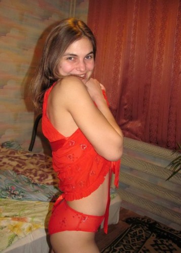 Лина, Г. Кстово